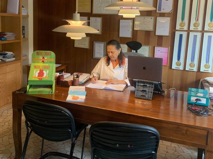 7 step che fa la dottoressa annalisa bettin nutrizionista biologa per la prima visita con il suo nuovo paziente che richiede un nuovo programma alimentare